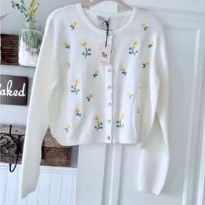 ❌SOLD ❌Sincerely Jules White Cardigan with Yellow Floral Embroidery